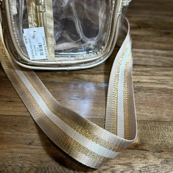 NWT Darling State of Mind Jolene Clear Gold Sling Bag - Picture 3 of 7